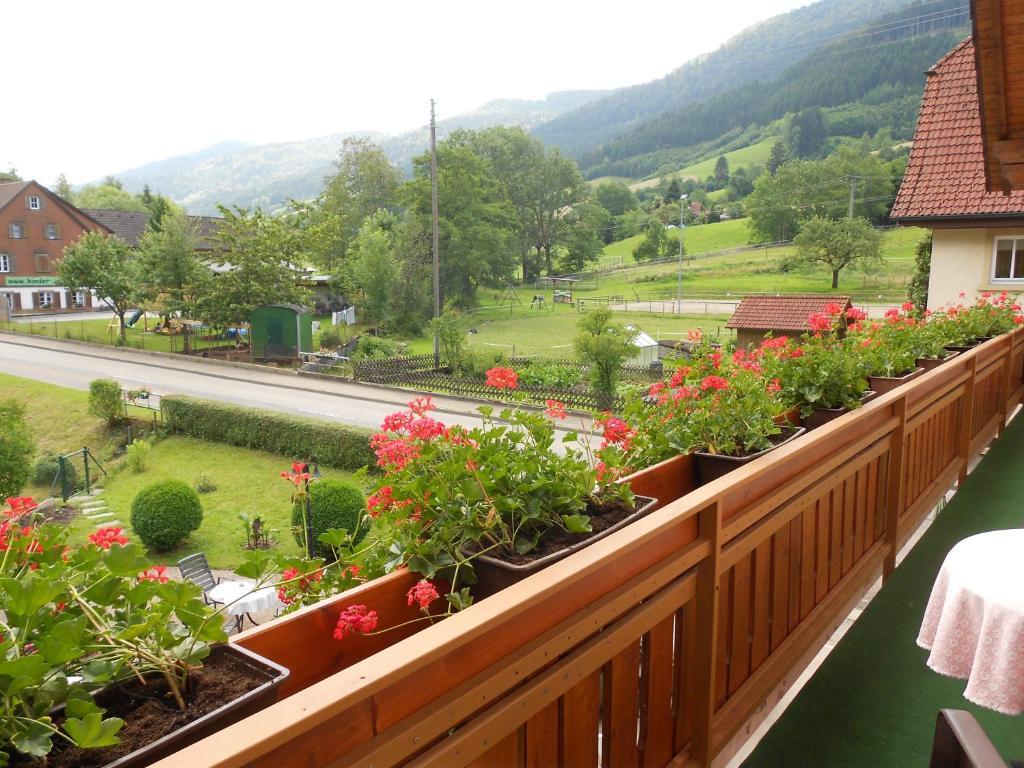 Hotel Gasthaus Zur Erle Simonswald Zimmer foto